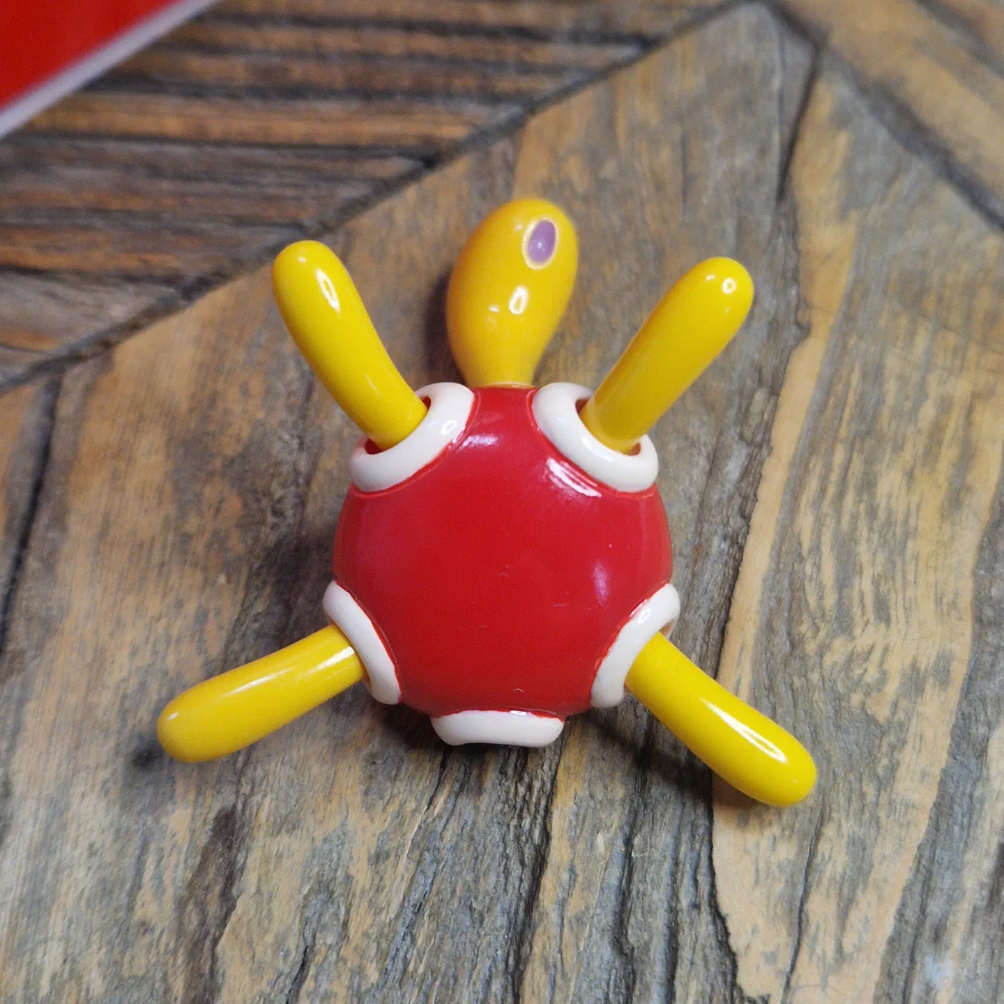 Pika Studio Shuckle Figure — photo 2